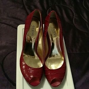 Guess by Marciano Peep toe heels
